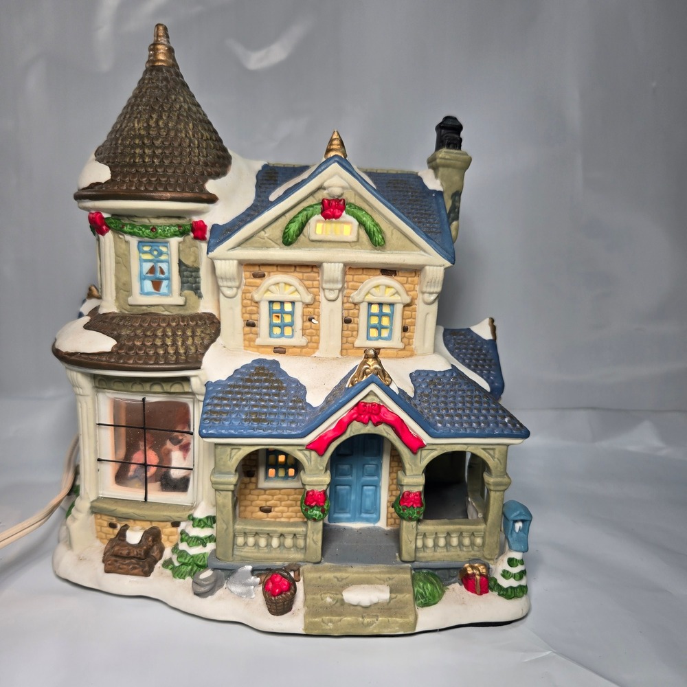 Vintage Towne Collection 2003 Cameron House Christmas Village Lighted House